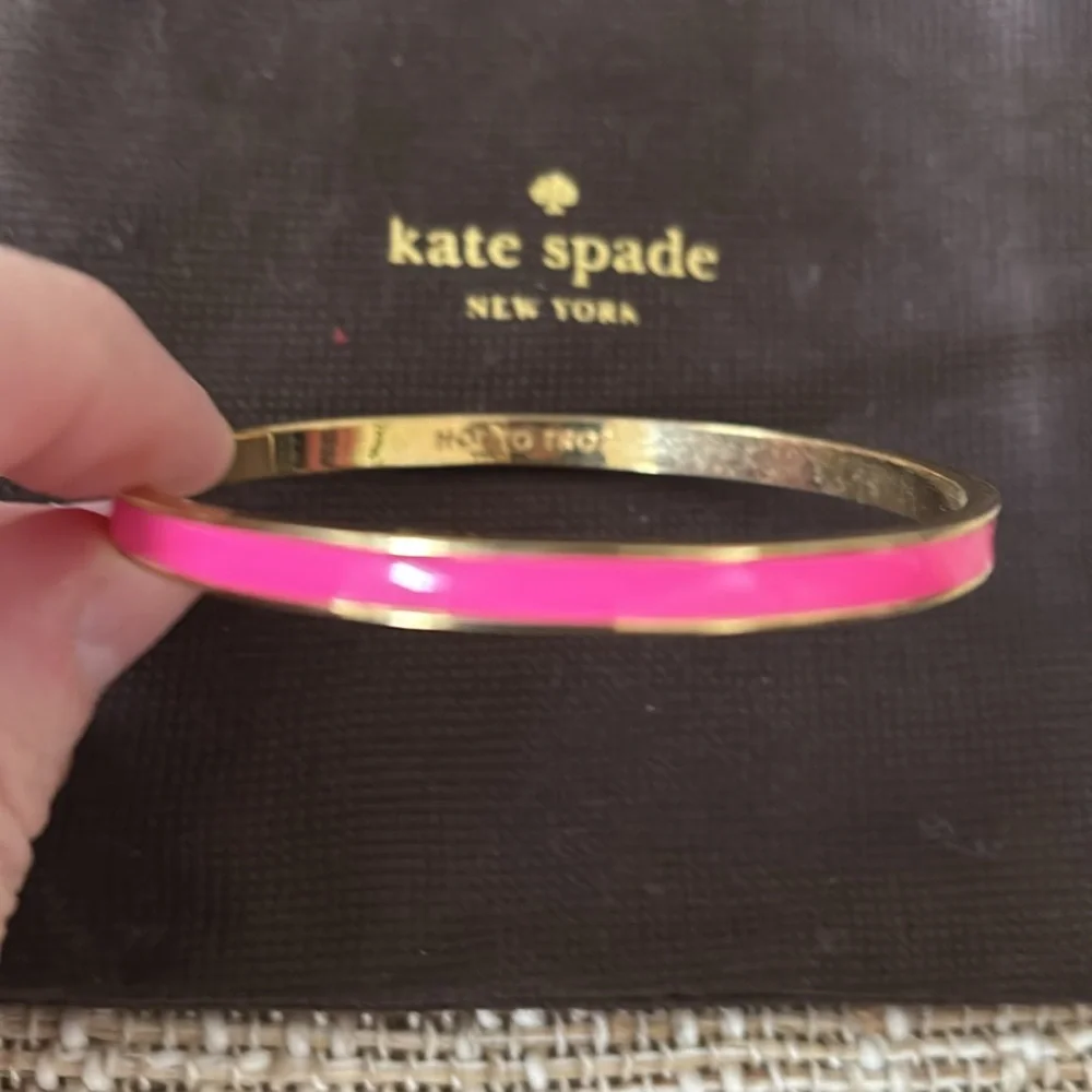 2 Kate Spade ♠️ and 1 Juicy Couture Bracelet - Picture 4 of 7